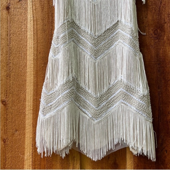 White and Beige Sequin Fringe Flapper Mini Dress 🌿 - Picture 5 of 16